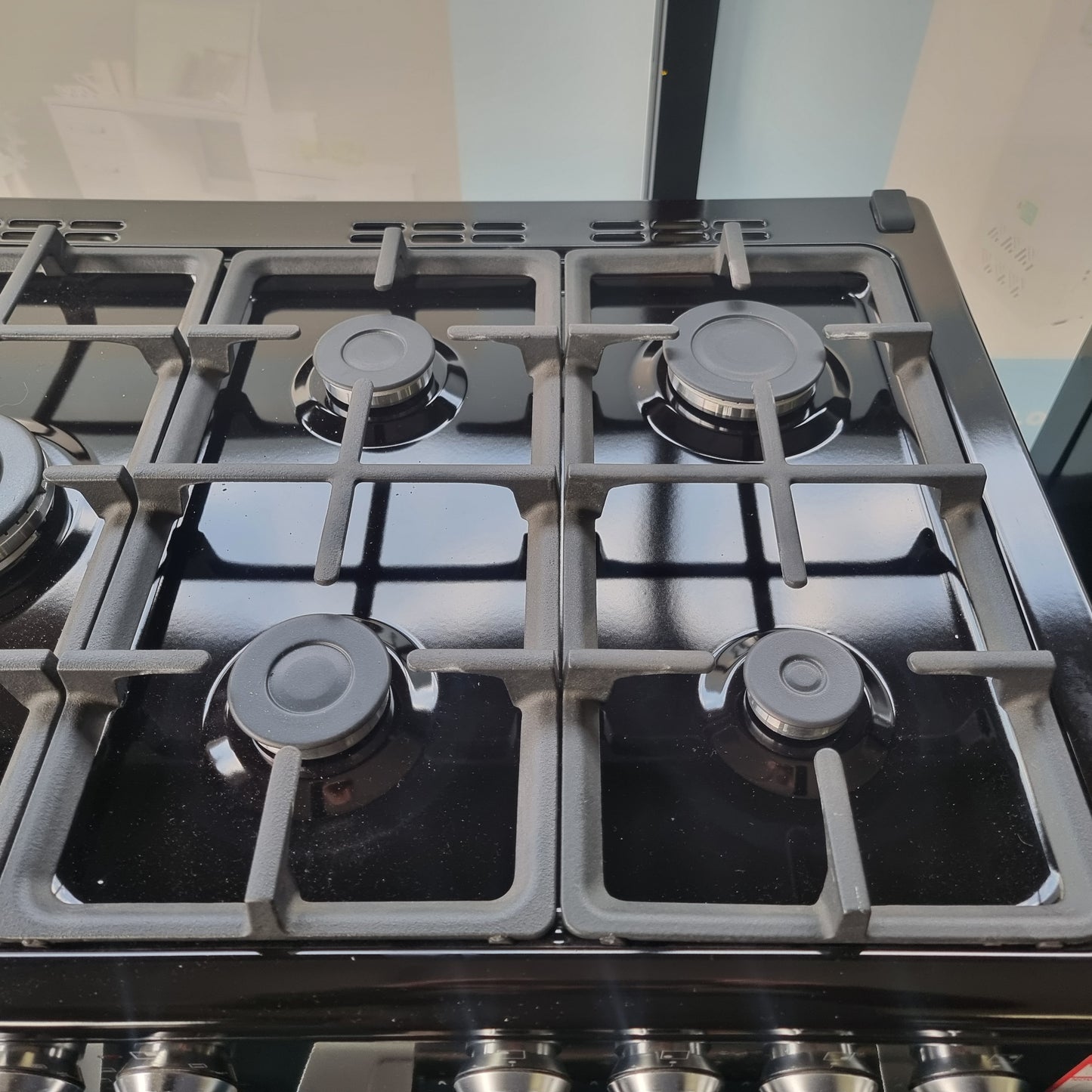 Willow WR100DFBLK Dual Fuel Range Cooker – 100cm – 7 Burner – Black – Grade A