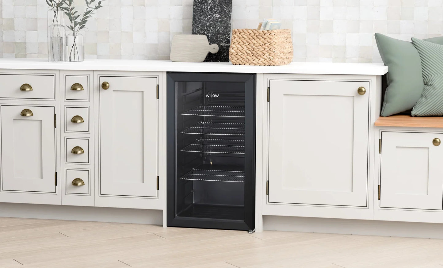 Willow WBC98B 98L Freestanding Undercounter Beverage Cooler - Black