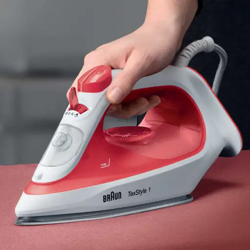 Braun SI1019RD TexStyle 1 Steam Iron Red/white