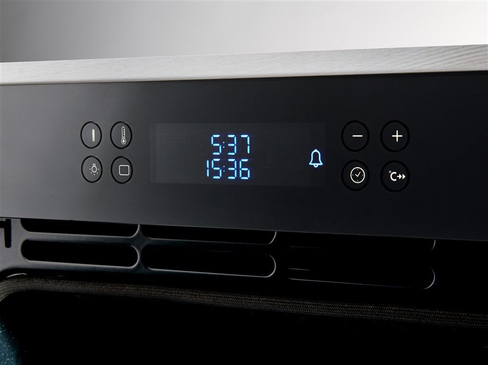 Teknix SCS63PX Built In Single Oven Pyrolitic Stainless Steel