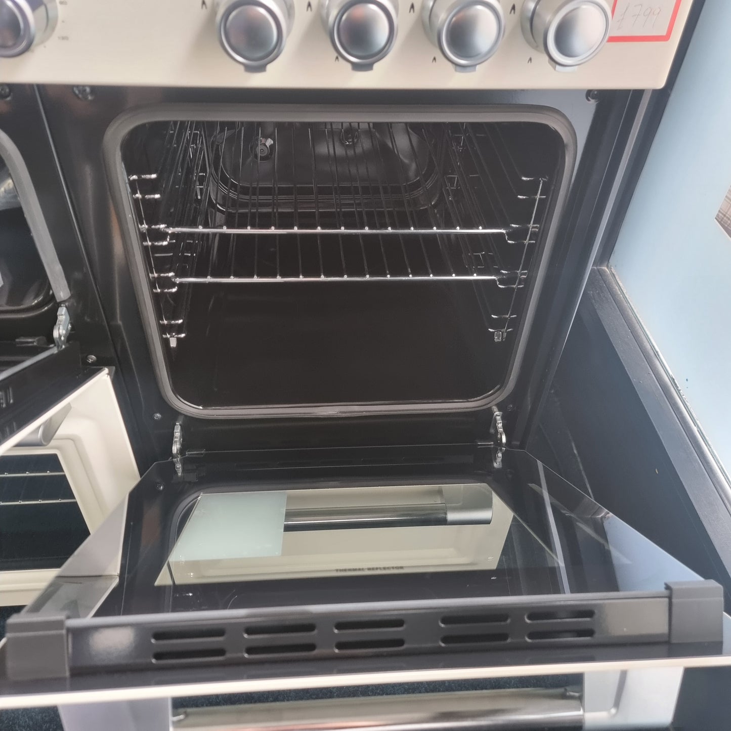 Willow WR100DFCRM Dual Fuel Range Cooker – 100cm – 7 Burner – Cream – Grade A