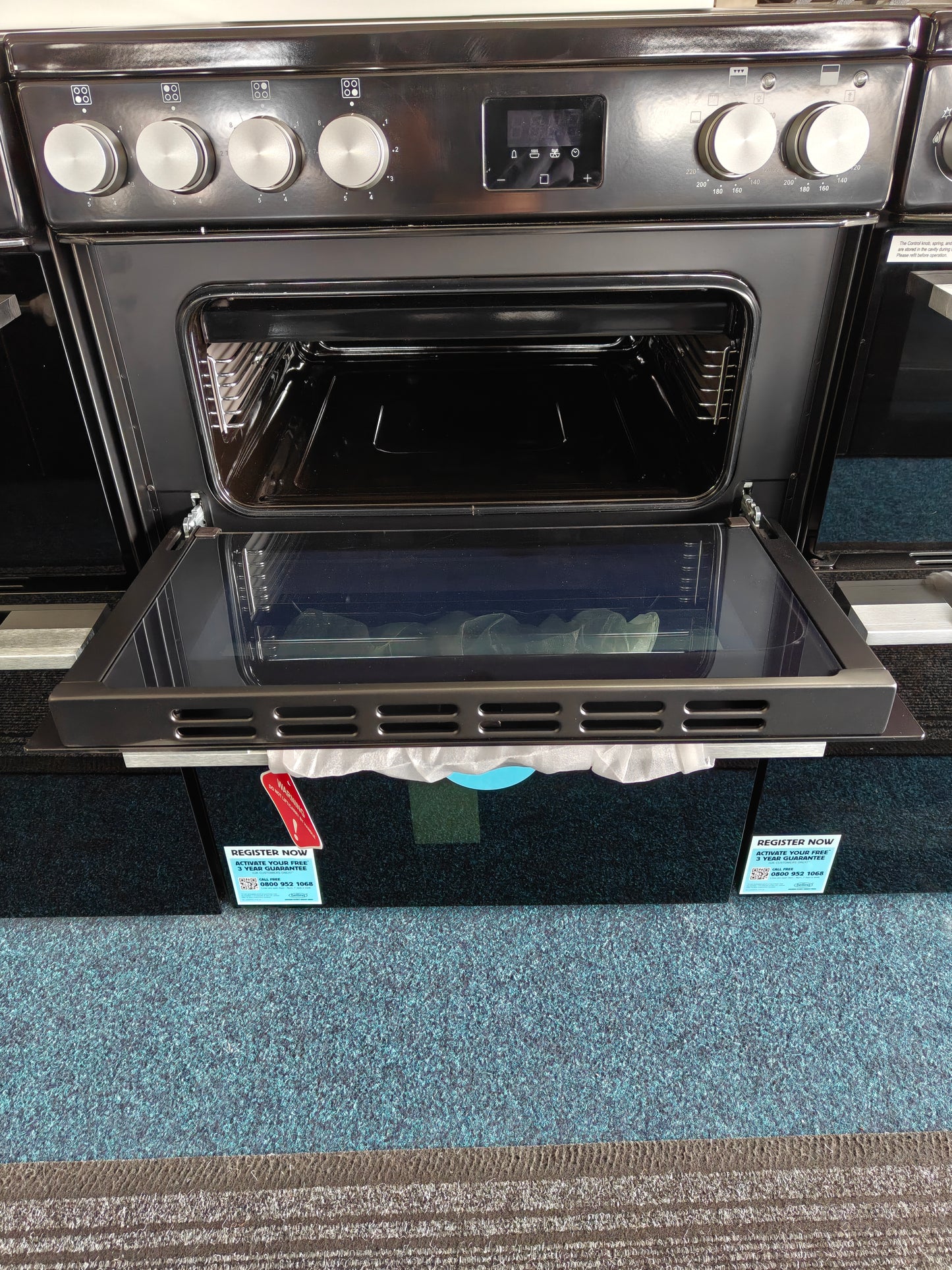 Belling Vision 60E Electric 60cm Cooker - Black & Silver